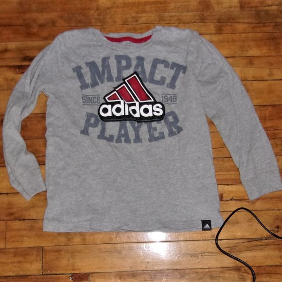 💝4/$15 Adidas medium long sleeved tee shirt boys size 7